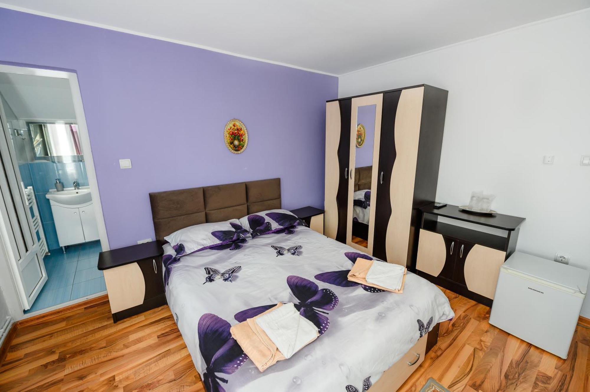 Casa Alex Calimanesti 호텔 외부 사진