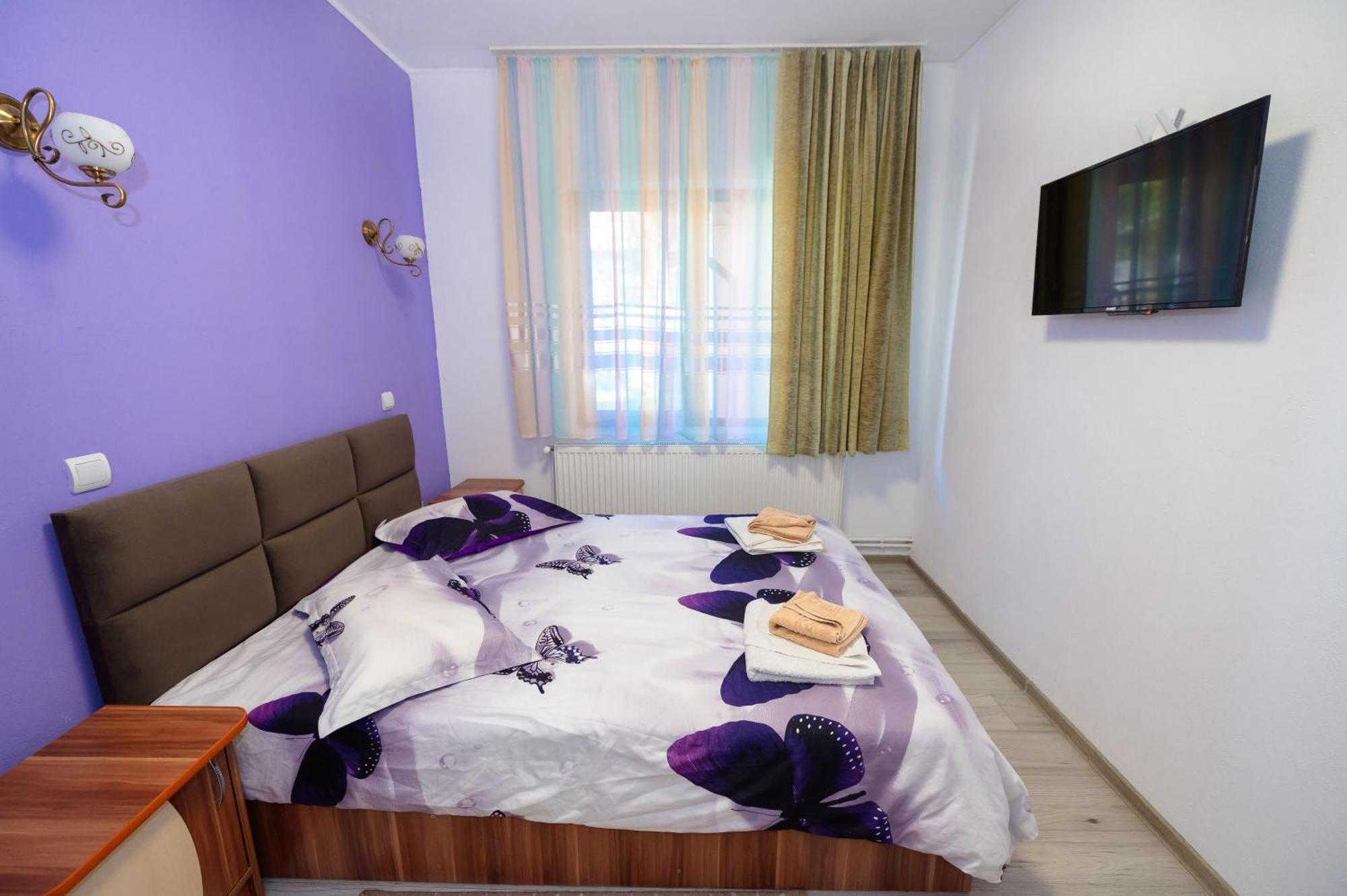 Casa Alex Calimanesti 호텔 외부 사진