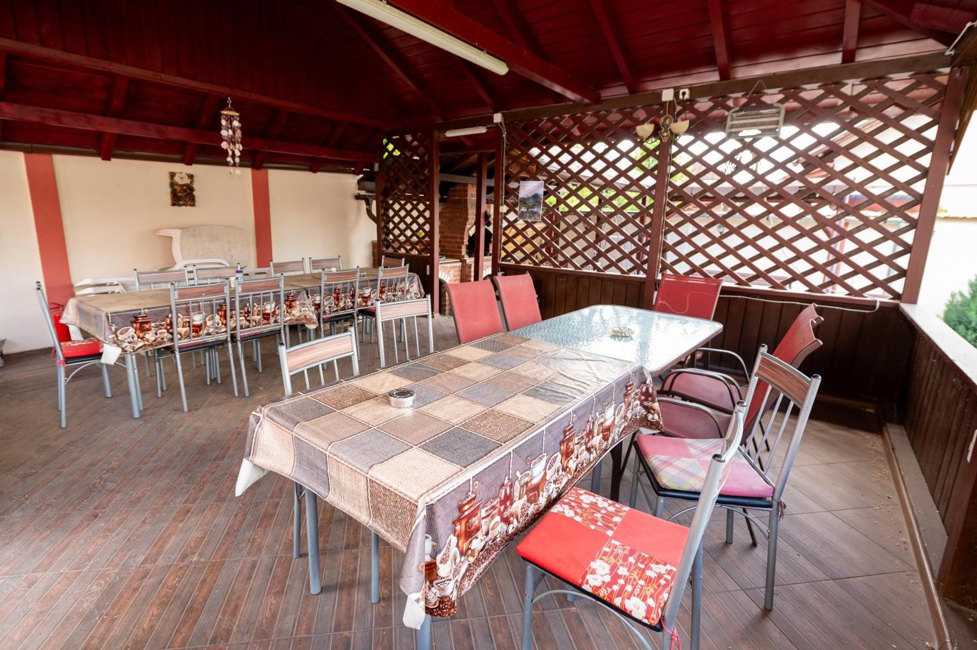 Casa Alex Calimanesti 호텔 외부 사진
