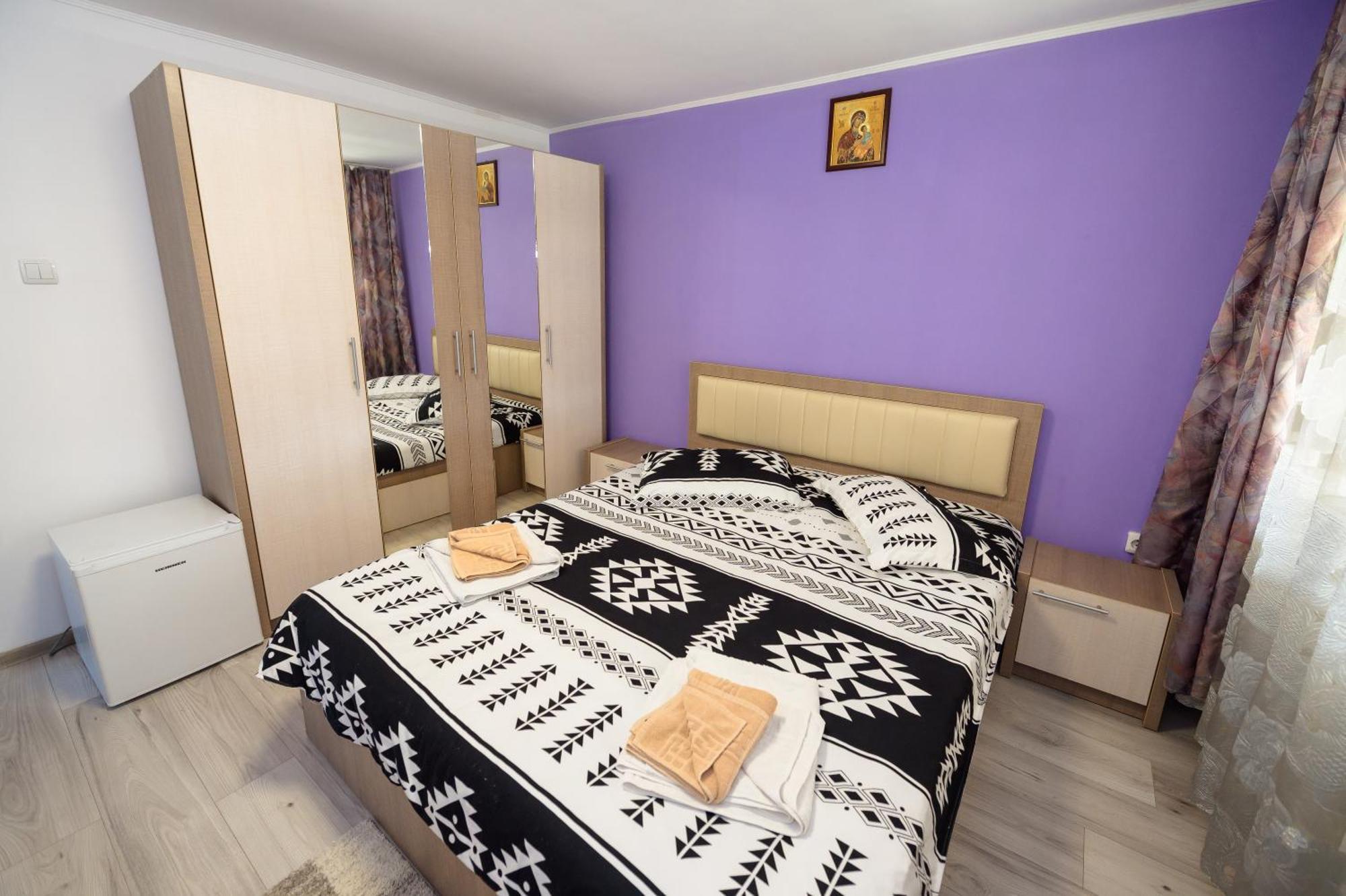 Casa Alex Calimanesti 호텔 외부 사진