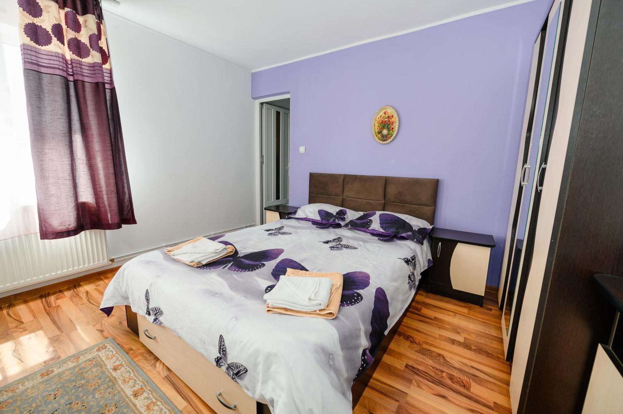 Casa Alex Calimanesti 호텔 외부 사진
