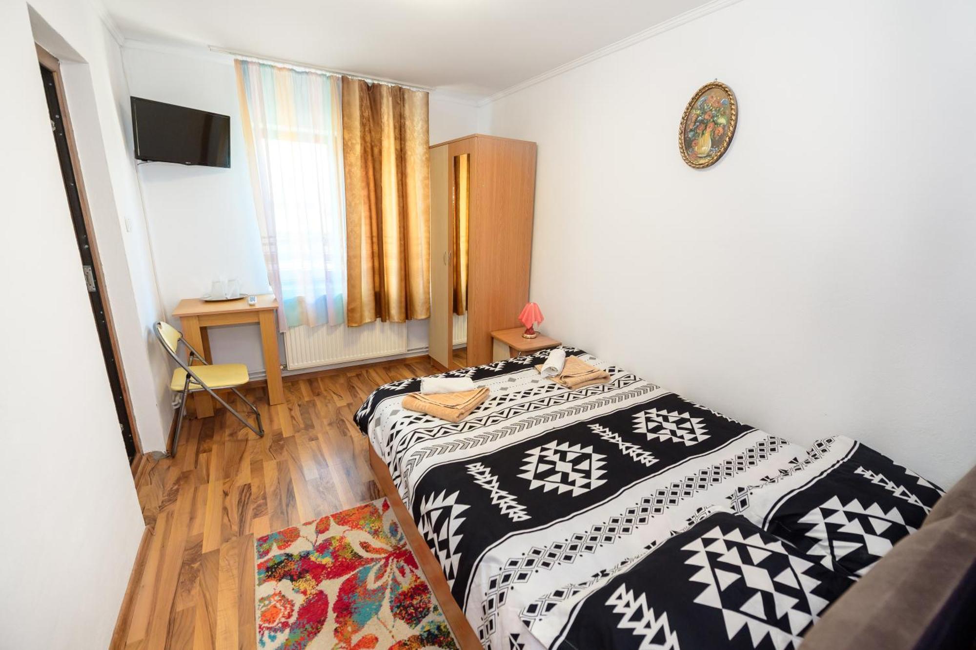Casa Alex Calimanesti 호텔 외부 사진