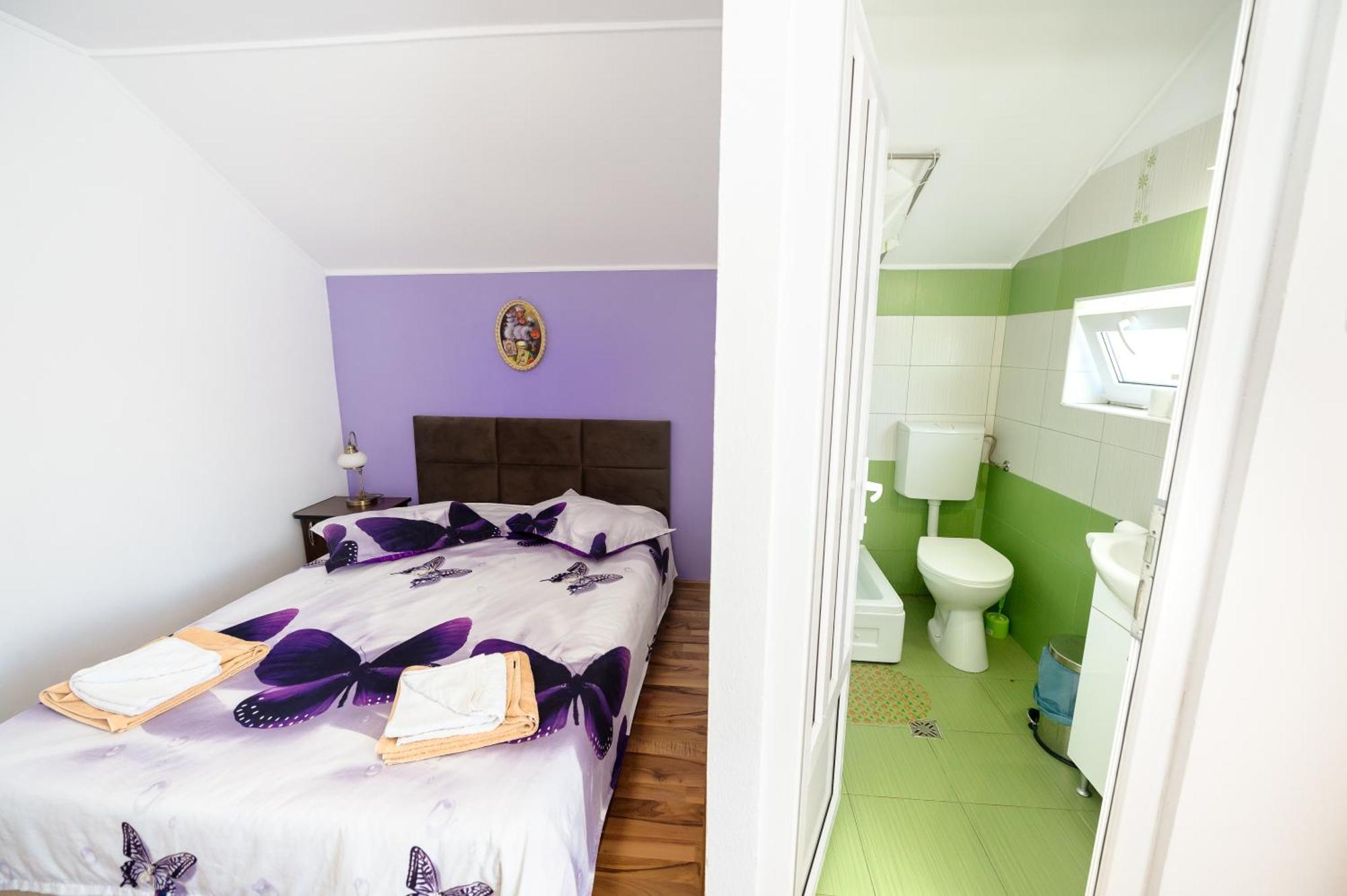 Casa Alex Calimanesti 호텔 외부 사진