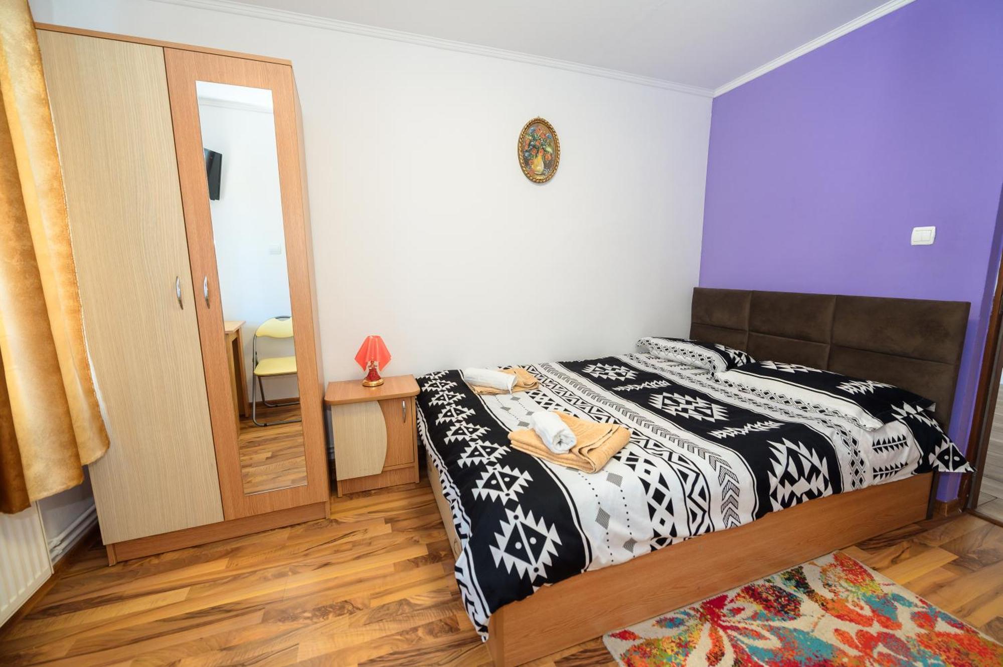 Casa Alex Calimanesti 호텔 외부 사진