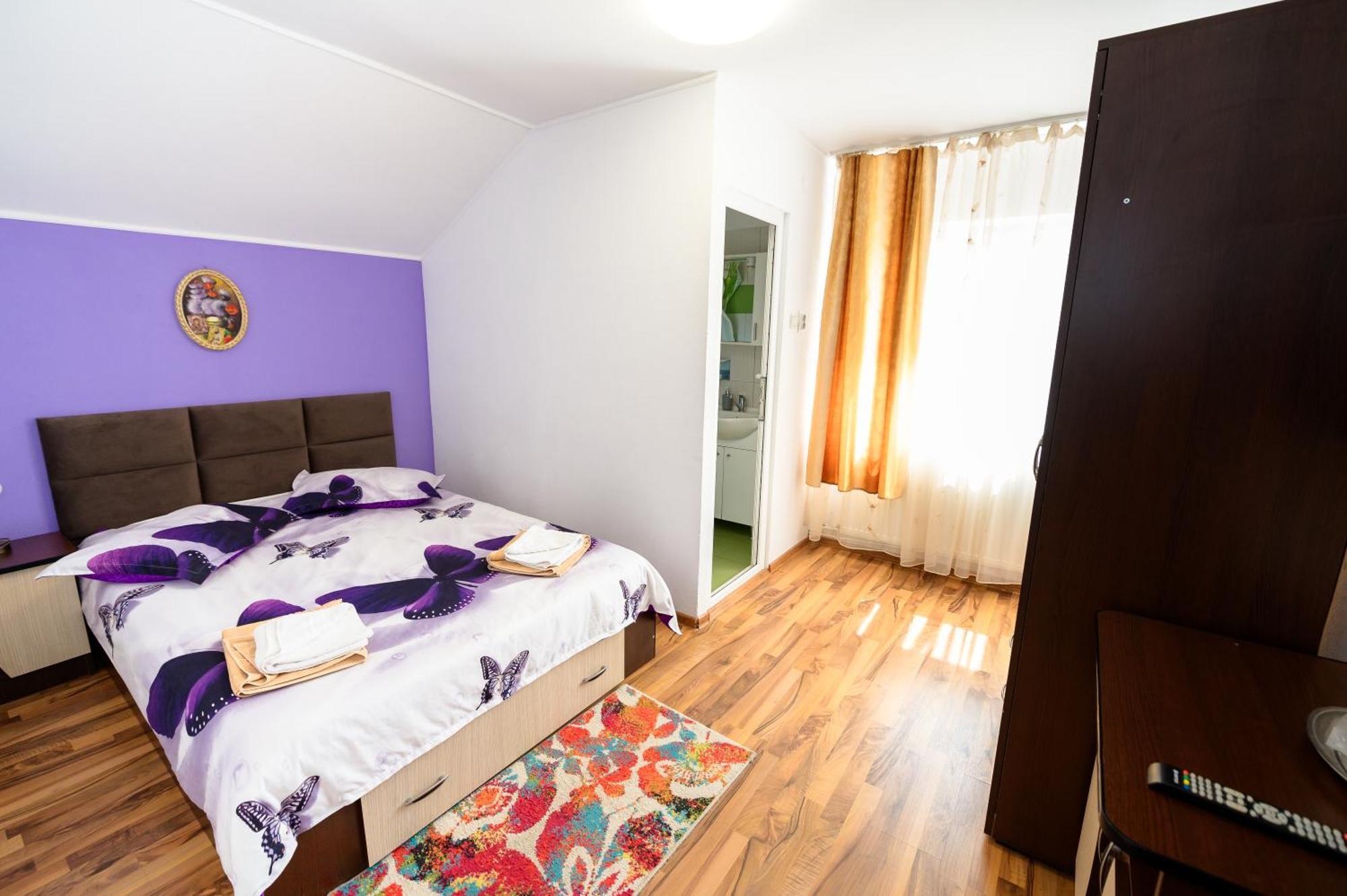 Casa Alex Calimanesti 호텔 외부 사진